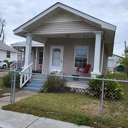 Old Biloxi Rest, Relax And Enjoy The Beach Exterior photo